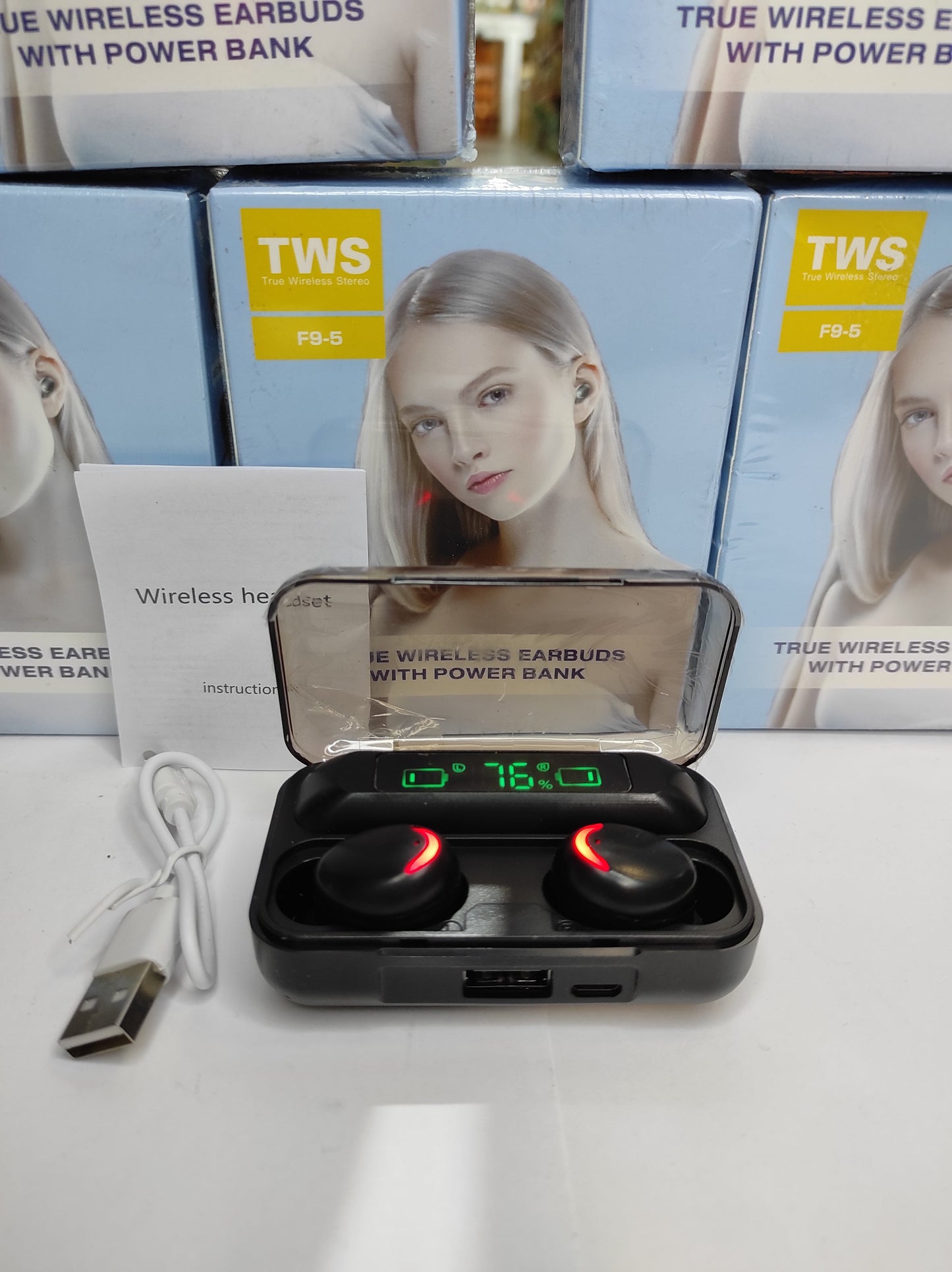 Auriculares inalámbricos deportivo control táctil con pantalla LED - additional image 14